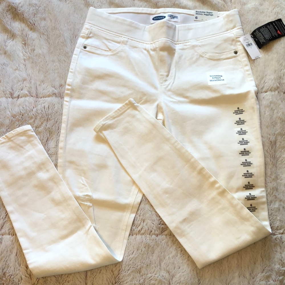 Old Navy Rockstar Super Skinny jeggings White Skinny Jeans